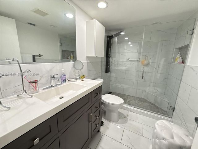 500 SW 130th Terrace 110A, Pembroke Pines, FL 33027
