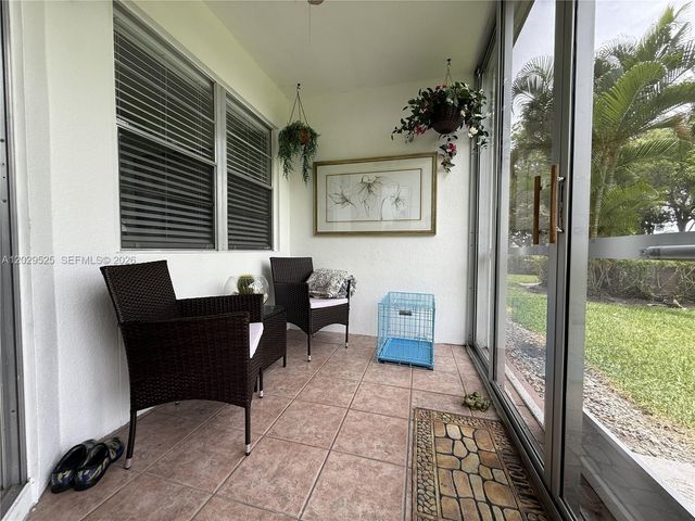 500 SW 130th Terrace 110A, Pembroke Pines, FL 33027