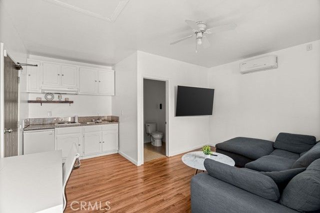 153 S La Peer Drive, Los Angeles, CA 90048