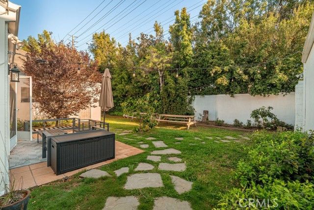 153 S La Peer Drive, Los Angeles, CA 90048