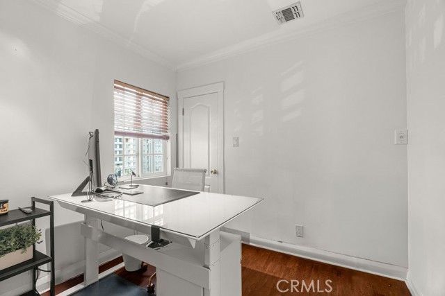 153 S La Peer Drive, Los Angeles, CA 90048