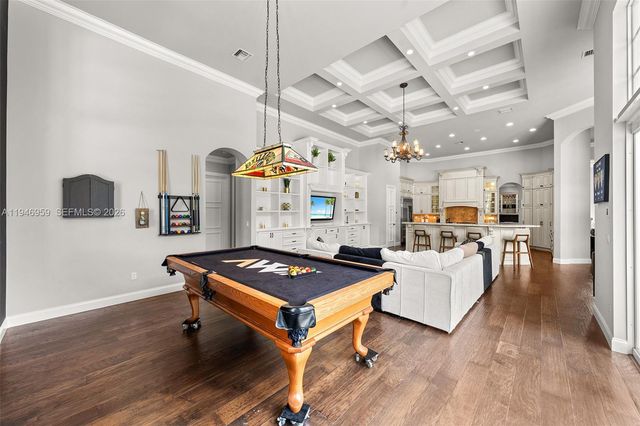 12401 N Stonebrook Cir, Davie, FL 33330