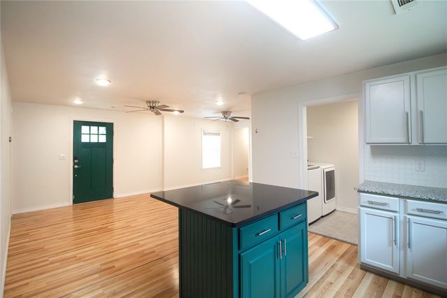 8504 Goose Creek Road, Fayetteville, AR 72704