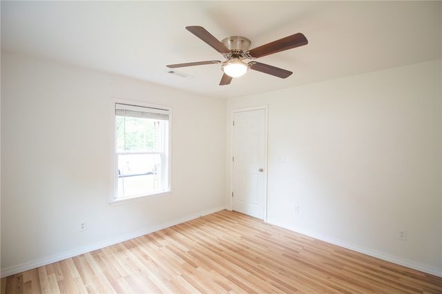 8504 Goose Creek Road, Fayetteville, AR 72704