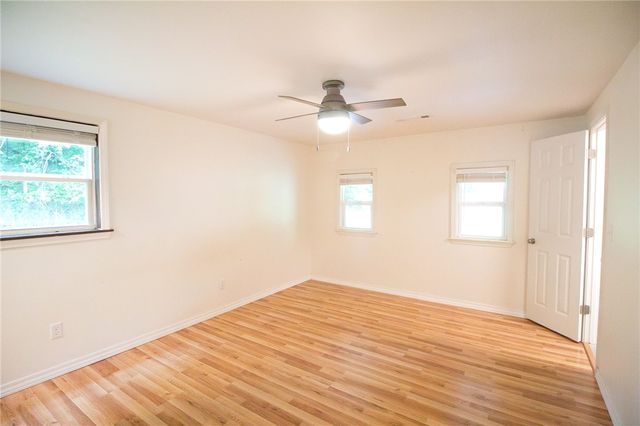 8504 Goose Creek Road, Fayetteville, AR 72704