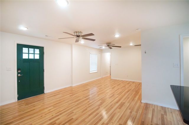 8504 Goose Creek Road, Fayetteville, AR 72704