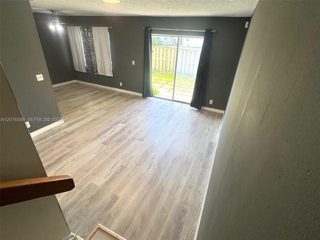 5908 NW 21st St 47-A, Lauderhill, FL 33313