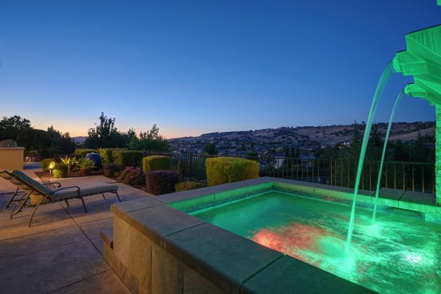 903 Candlewood Dr, El Dorado Hills, CA 95762