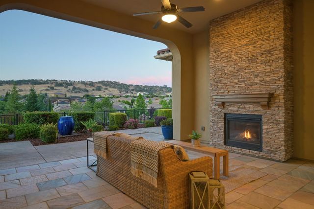 903 Candlewood Dr, El Dorado Hills, CA 95762