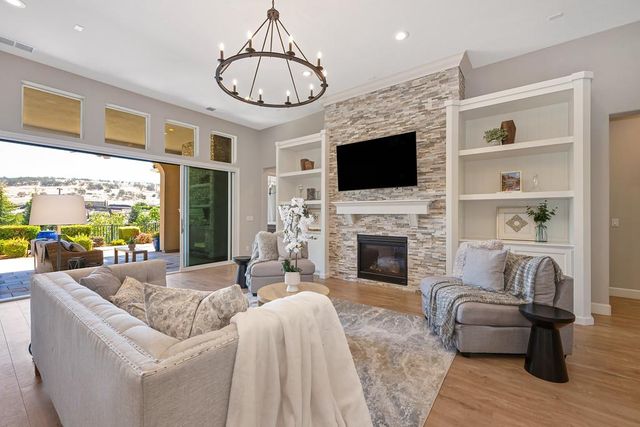903 Candlewood Dr, El Dorado Hills, CA 95762