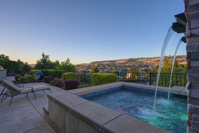 903 Candlewood Dr, El Dorado Hills, CA 95762