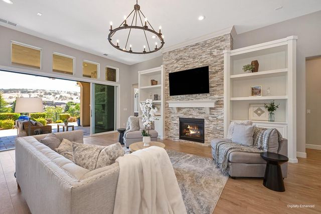 903 Candlewood Dr, El Dorado Hills, CA 95762