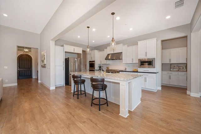 903 Candlewood Dr, El Dorado Hills, CA 95762