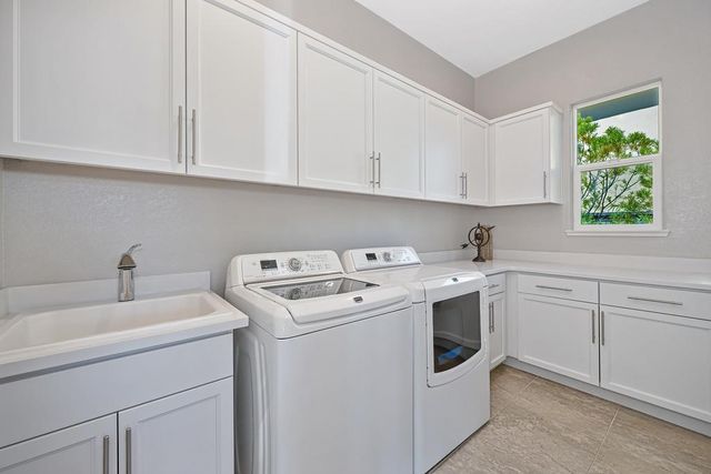 903 Candlewood Dr, El Dorado Hills, CA 95762