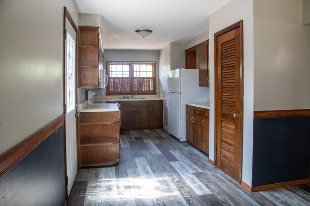 230 5th Avenue E, West Fargo, ND 58078