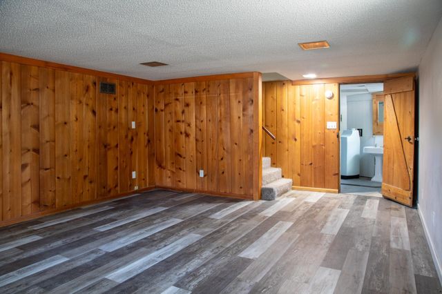 230 5th Avenue E, West Fargo, ND 58078
