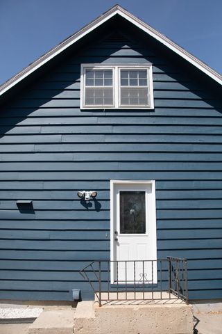 230 5th Avenue E, West Fargo, ND 58078
