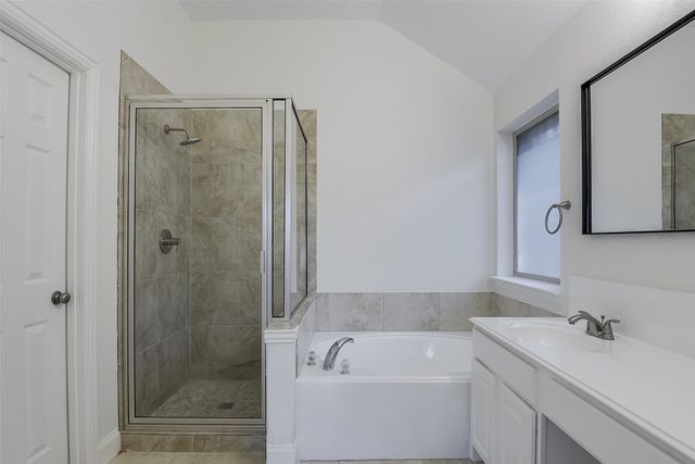 2727 Waterway Drive, Grand Prairie, TX 75054