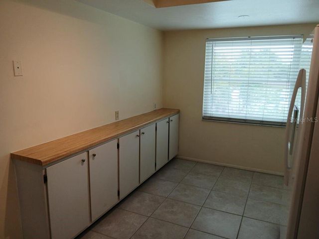 7560 92ND STREET 201B, Seminole, FL 33777