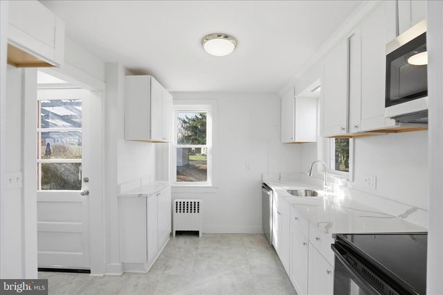 907 S 12TH ST, Lebanon, PA 17042