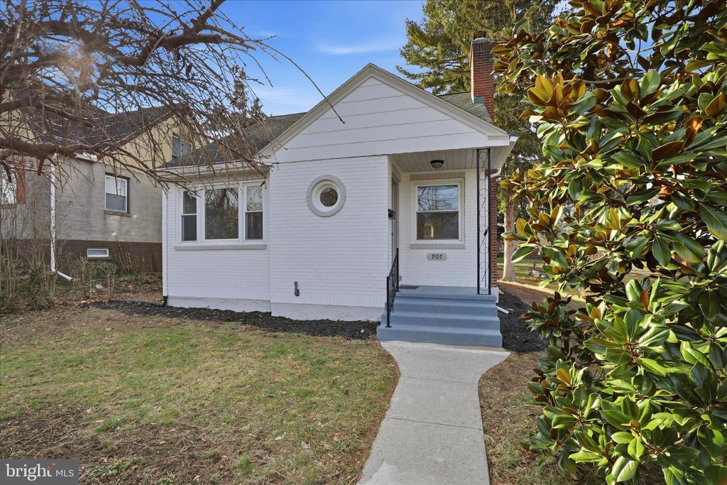 907 S 12TH ST, Lebanon, PA 17042