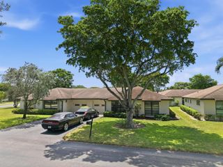 10325 Equestrian Drive B, Boynton Beach, FL 33436