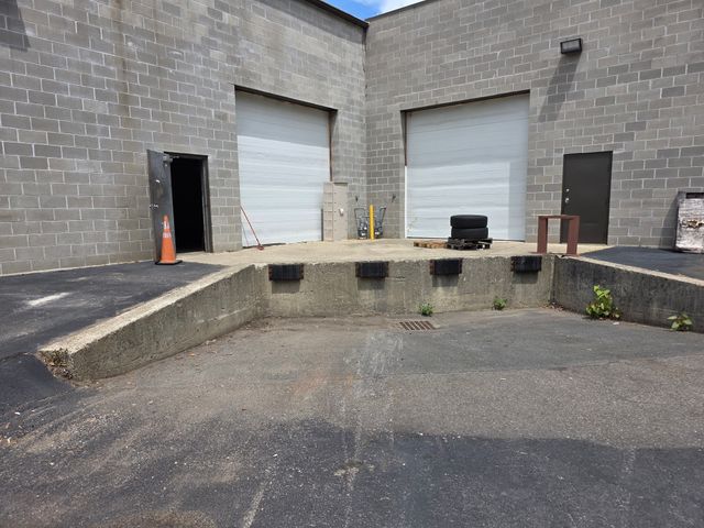 271 Salem St G, Woburn, MA 01801