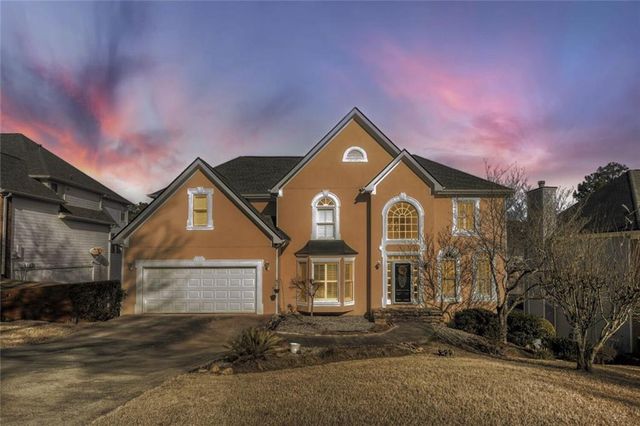 2285 Wildwood Lake Drive, Suwanee, GA 30024