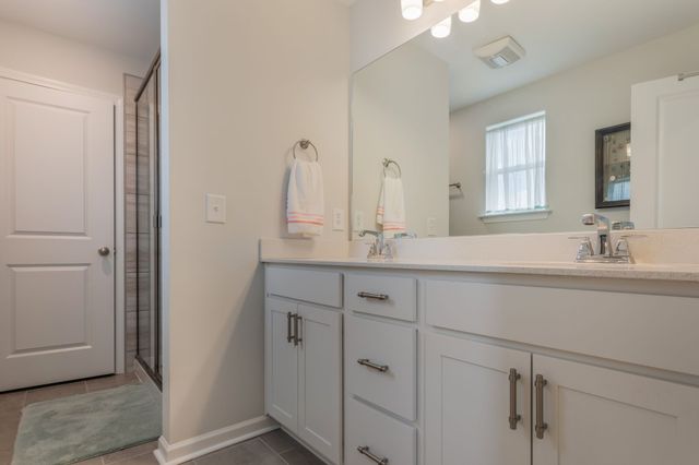 723 Larry Cir, Mount Pleasant, TN 38474