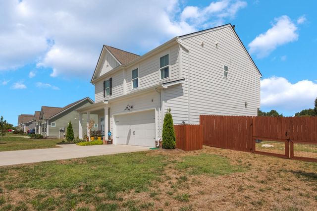 723 Larry Cir, Mount Pleasant, TN 38474