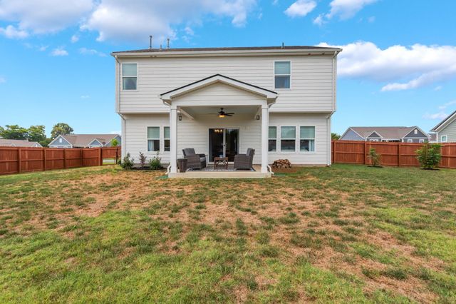 723 Larry Cir, Mount Pleasant, TN 38474