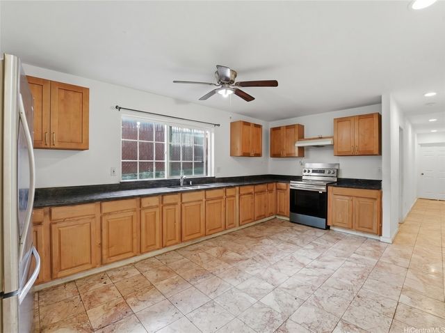 1840 Lusitana Street A, Honolulu, HI 96813