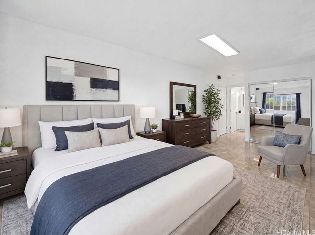 1840 Lusitana Street A, Honolulu, HI 96813