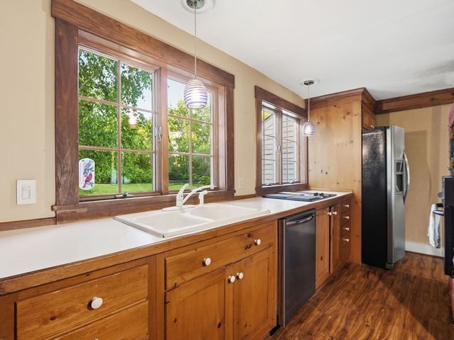 834 Pleasant St, Athol, MA 01331