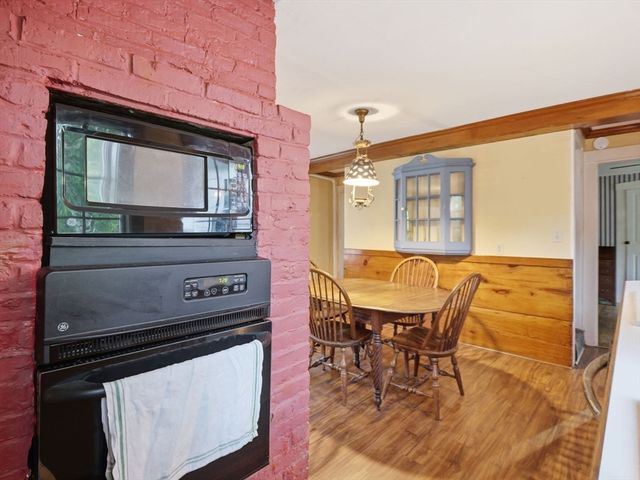 834 Pleasant St, Athol, MA 01331