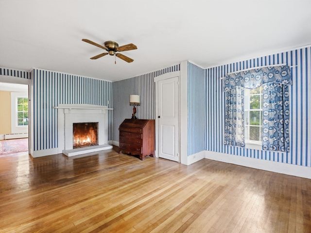 834 Pleasant St, Athol, MA 01331