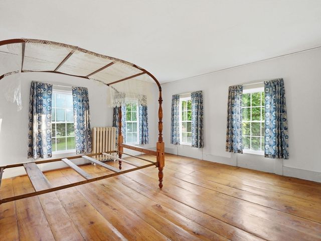 834 Pleasant St, Athol, MA 01331