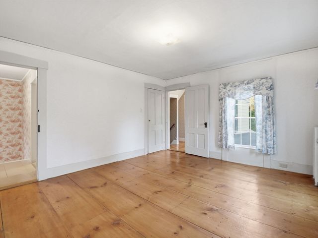 834 Pleasant St, Athol, MA 01331
