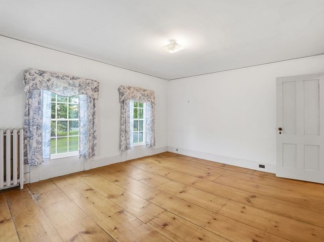 834 Pleasant St, Athol, MA 01331