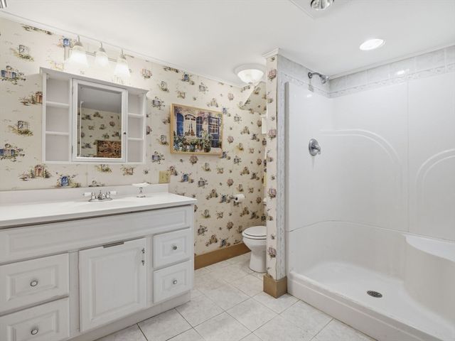 834 Pleasant St, Athol, MA 01331