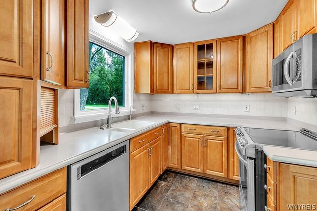 350 Tonawanda Creek Road, Amherst, NY 14228