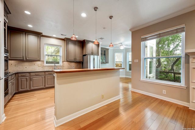 2051 Oak Mist, San Antonio, TX 78232