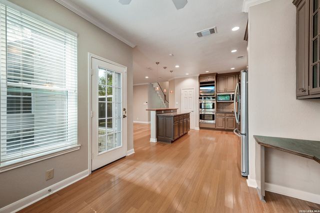 2051 Oak Mist, San Antonio, TX 78232