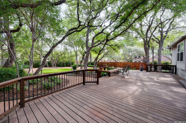 2051 Oak Mist, San Antonio, TX 78232