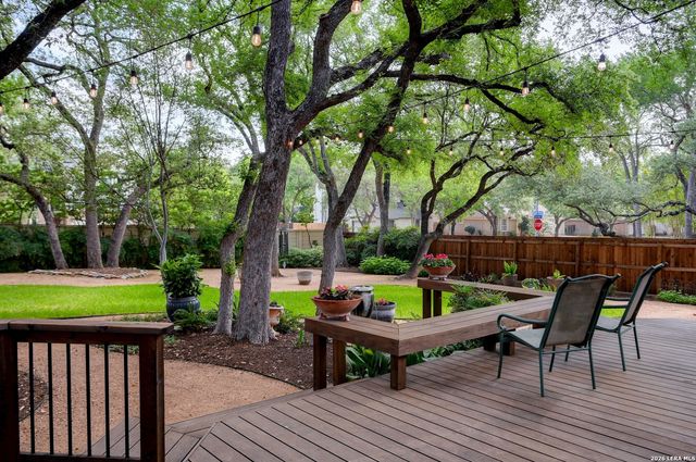 2051 Oak Mist, San Antonio, TX 78232