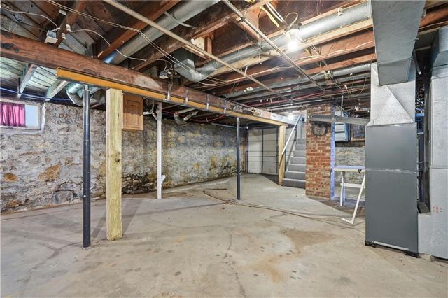 5423 Wabash Avenue, Kansas City, MO 64130