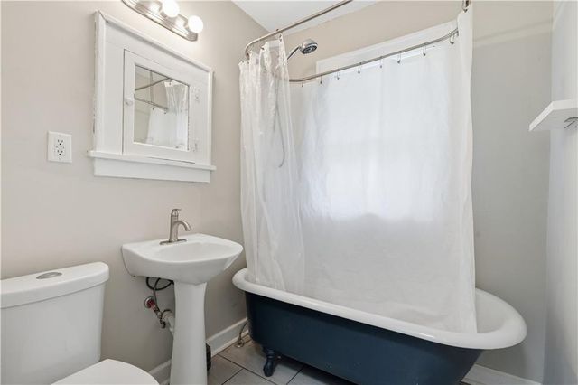 5423 Wabash Avenue, Kansas City, MO 64130