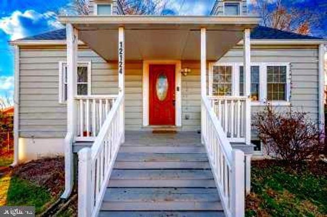 12124 LIVINGSTON ST, Silver Spring, MD 20902