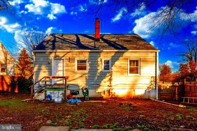 12124 LIVINGSTON ST, Silver Spring, MD 20902