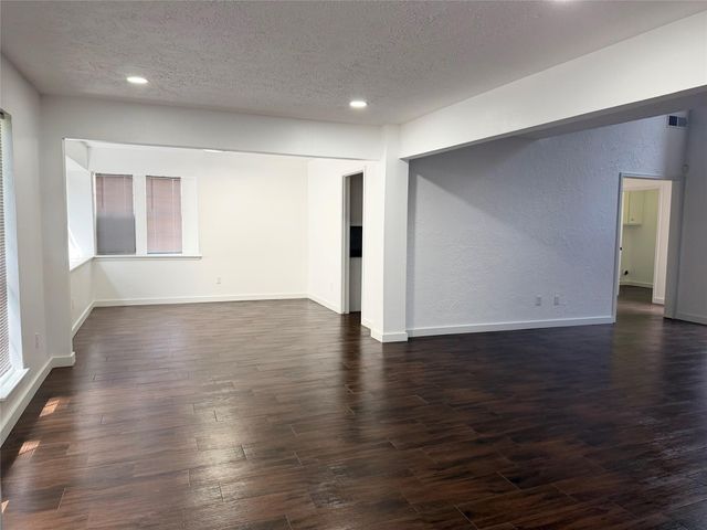 3518 Creekbriar Drive, Houston, TX 77068